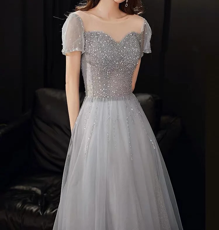 Роскошные блестящие длинные кружевные платья с круглым вырезом и блестками