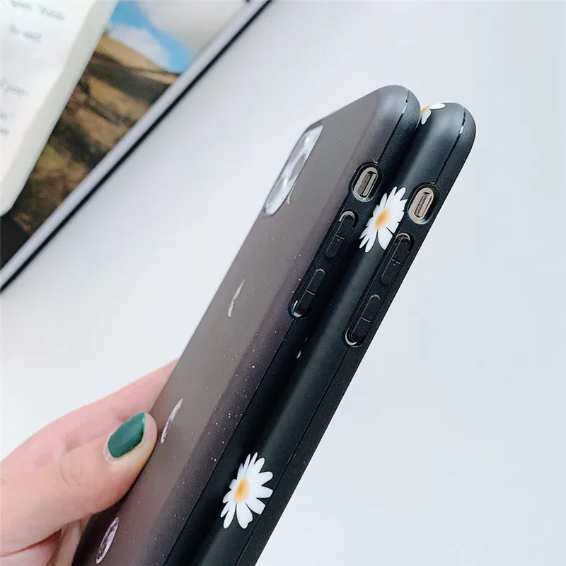 

Art Floral Daisy Phone Case For iPhone 12 11 X XR XS Max 6 7 8 7Plus Fashion Moon Planet Case Soft TPU Back Cases Cover