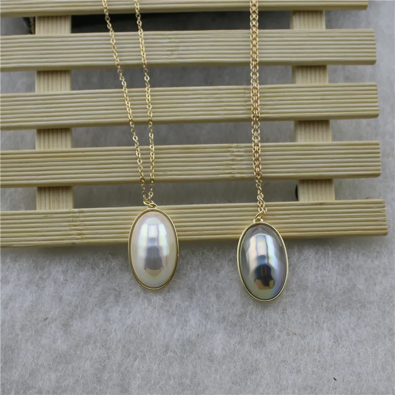 

Europe and The United States CSOS Wind Personality Trend Exaggerated Electroplating Gold Shellfish Pearl Necklace Sweater Chain