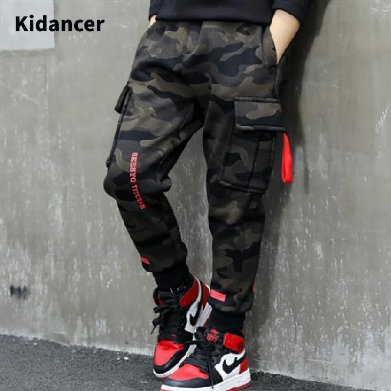 

Brand Cotton Pants Boys Clothes Outdoor Miltary Style Boys Cargo Pants Overalls Camo Embroidered Long Pants Harem Trousers Kids