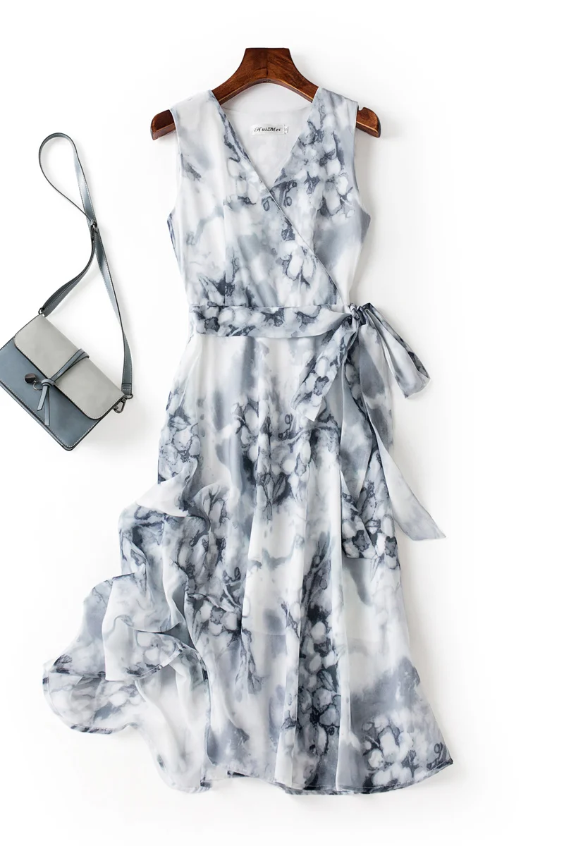 

This Summer Date Dress