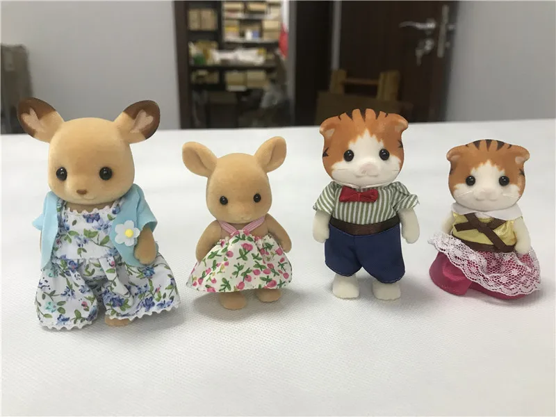 Geniune Sylvanian Families 10 шт. пушистые фигурки собак/Squrriels/медведь/мышь/овца случайный