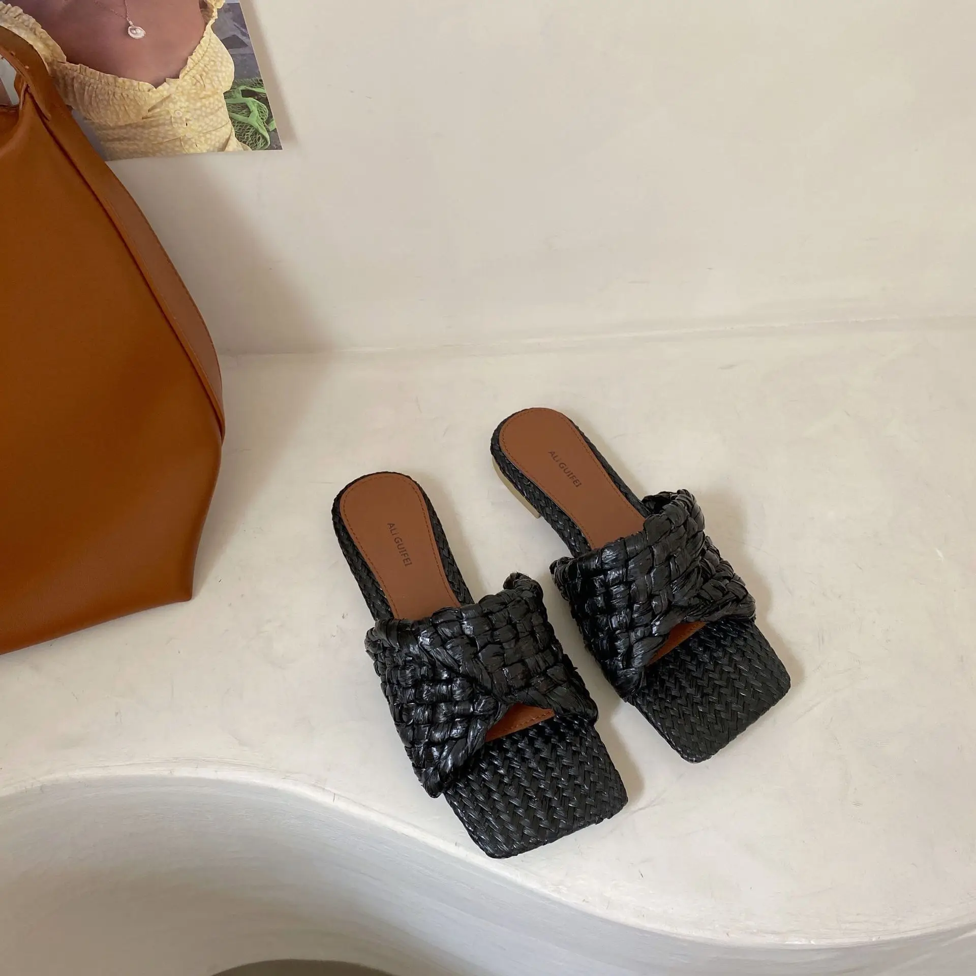 

Low Shoes Ladies' Slippers Slipers Women Square Toe 2021 Soft Flat Hoof Heels Slides Basic Scandals Rubber Rome PU Fabric