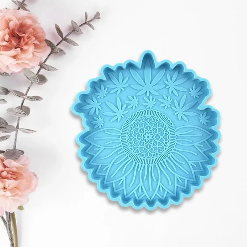 

Подставка для подставки в виде кленового листа