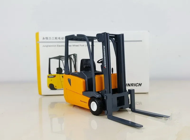 Коллекционная модель из сплава в подарок масштаб 1:25 JUNGHEINRICH электрическая