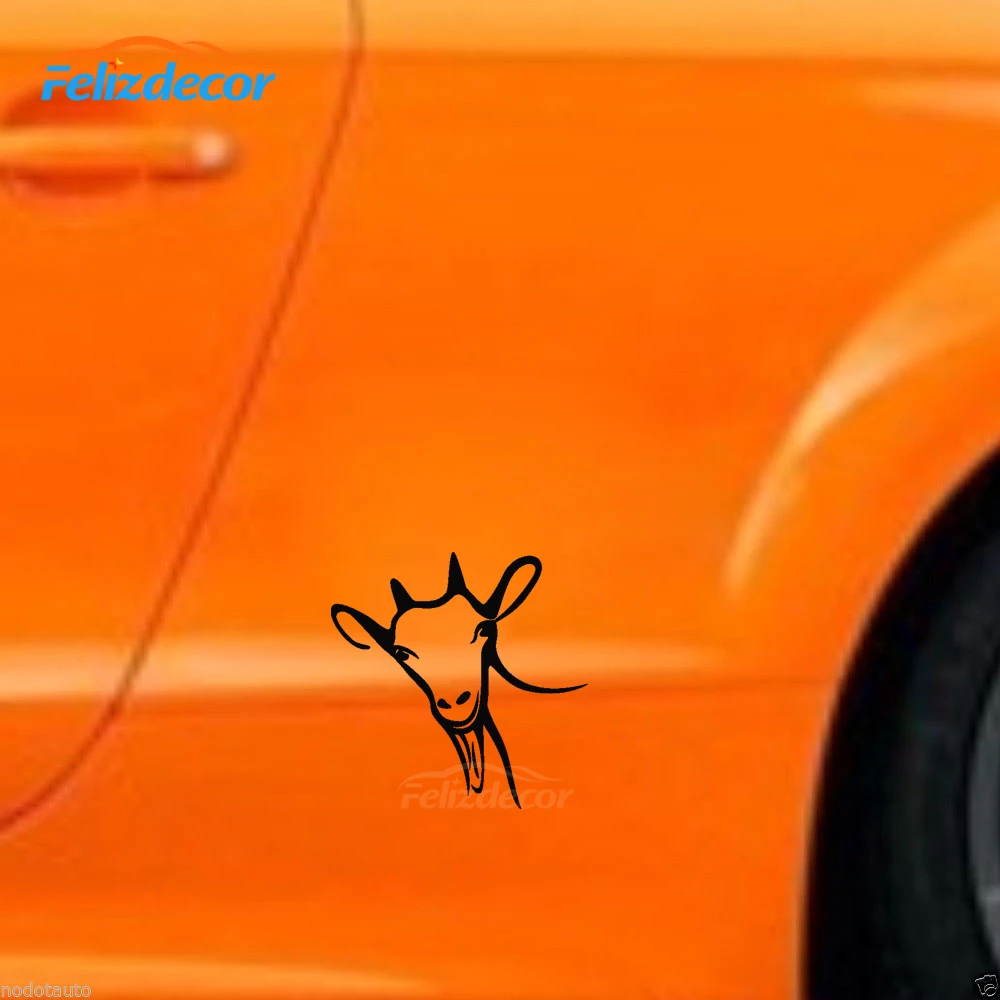 Виниловая наклейка на бампер автомобиля с улыбающейся старой головой козы