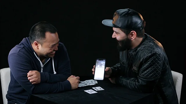 

2020 Now! 2 by Mariano Goni Magic Trick