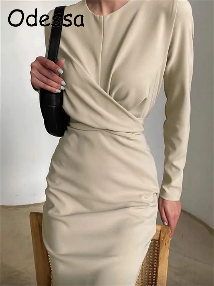 

Платье-мини с длинным рукавом и круглым вырезом, Осень-зима