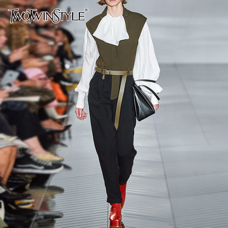 Женский комплект из двух предметов TWOTWINSTYLE кофта с рукавами фонариками и штаны