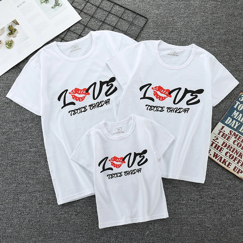 Одинаковая семейная одежда наряды для папы матери дочери сына рубашка рук мамы и