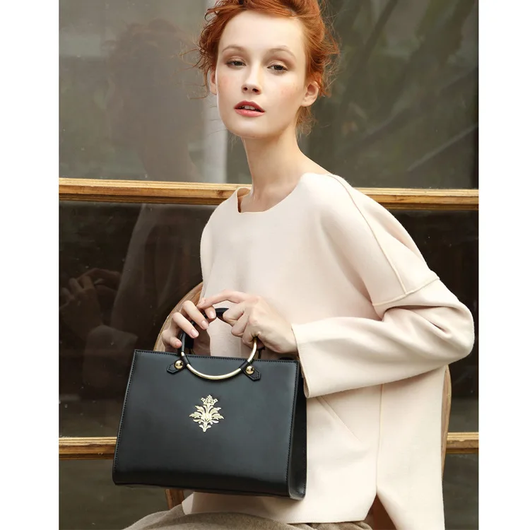 Модные кольцевые прокладки сумка с короткими ручками для женщин из натуральной