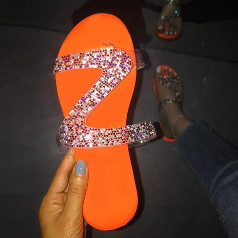 Женские пляжные шлепанцы с заклепками брендовые сандалии желе на плоской