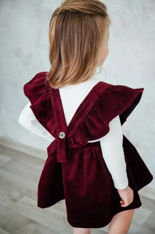 Детское вельветовое платье-пачка на бретельках с рукавами-фонариками для