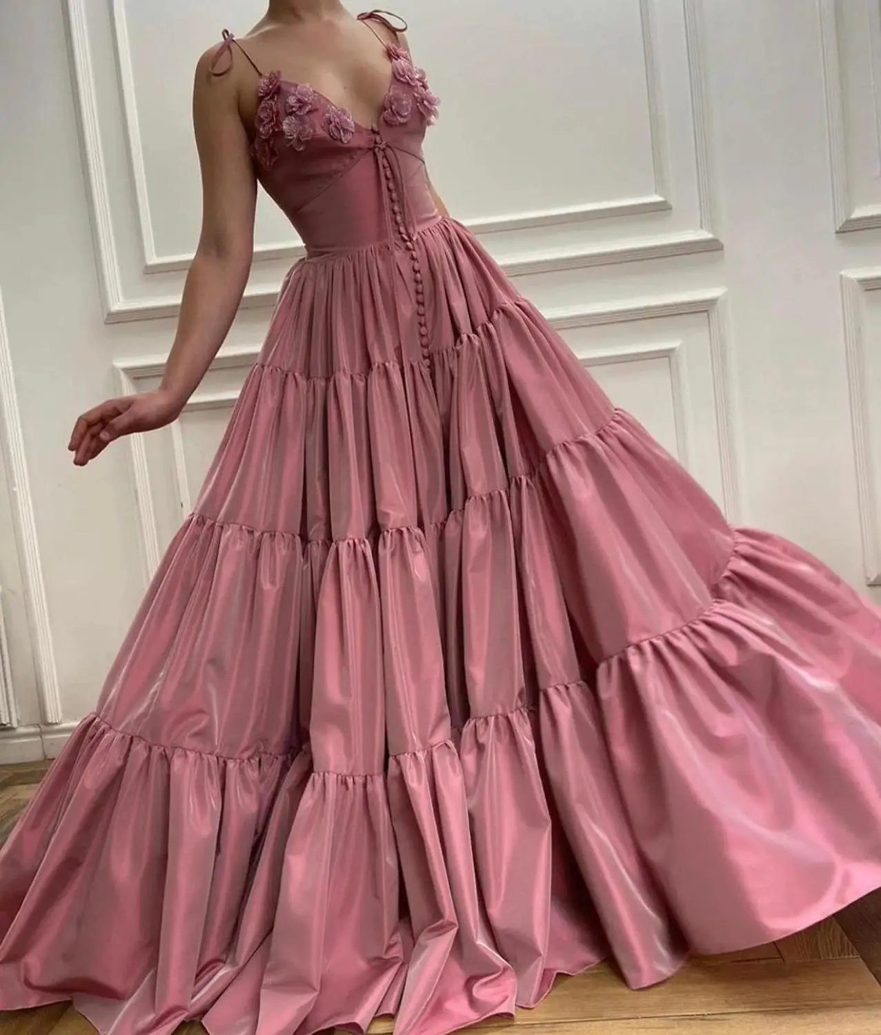 

Long Satin Flowers 2021 Evening Dresses Spaghetti Straps V Neck Formal Evening Party Dress Robe De Soiree