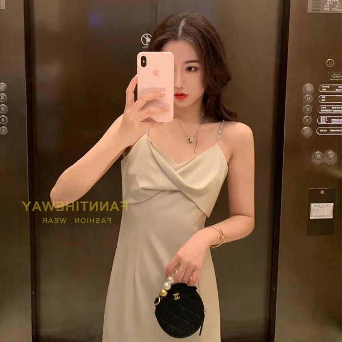 

Women's Slip Dress Summer 2021 New French Sexy Slim-Fit High-Grade Swing Collar Satin Acetate Slip Dress