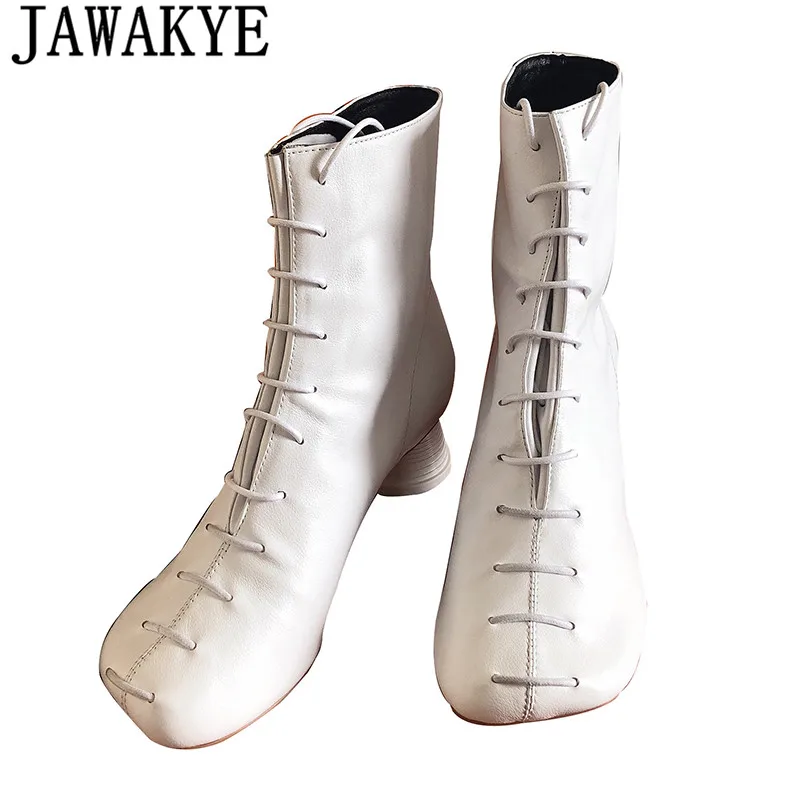 Женские ботильоны на высоком каблуке модельные короткие ботинки из натуральной