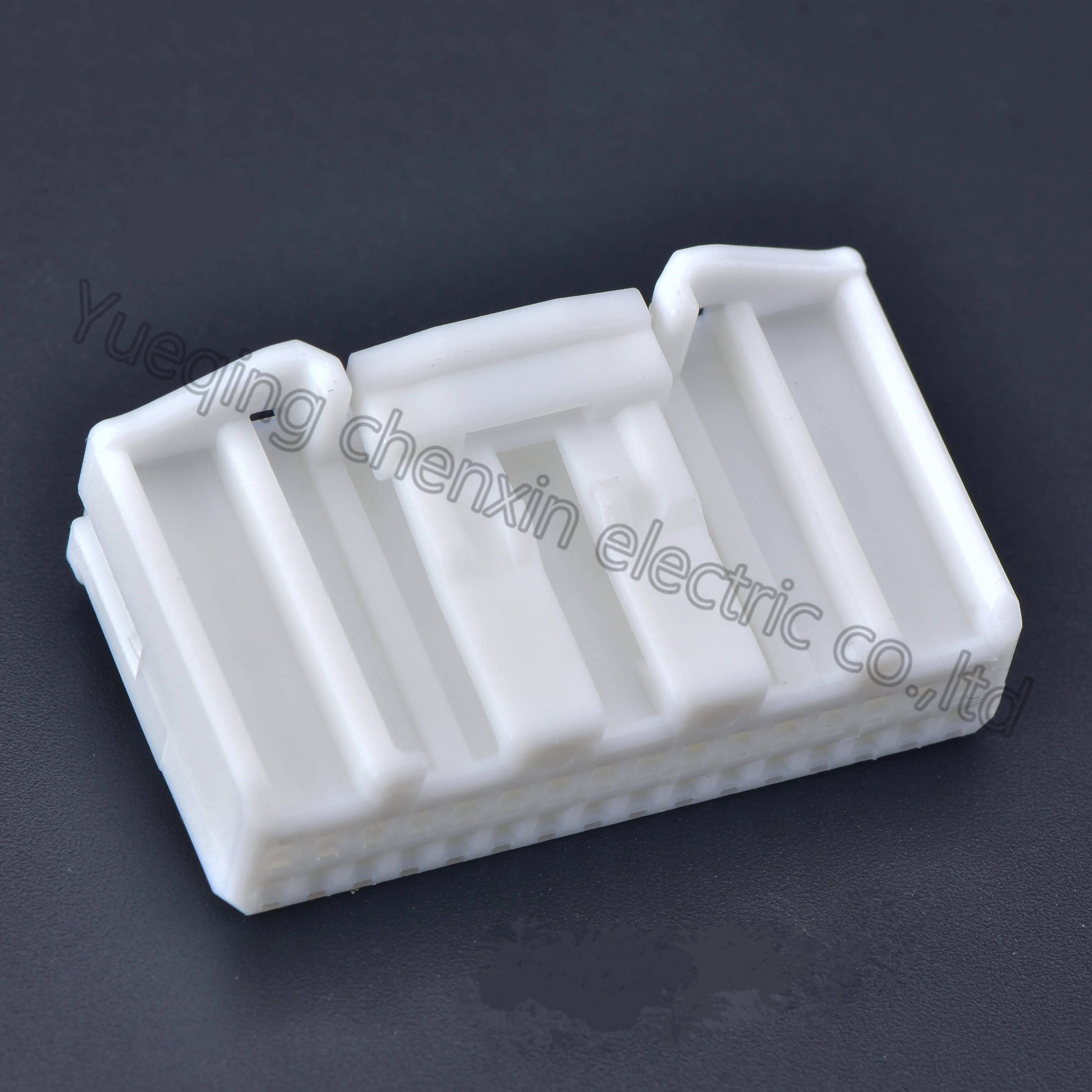 Whit 32-контактный водонепроницаемый разъем 1318747-1 гнездовой питания автомобильная