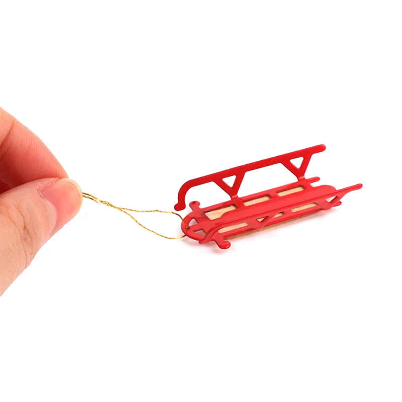 

1 шт. миниатюрная красная модель кукольного домика в санях, аксессуары для украшения Рождественского ландшафта, аксессуары для кукол, детск...