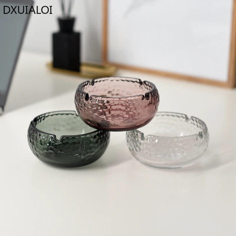 

DXUIALOI Nordic Simple Creative Phnom Penh Hammer Pattern Glass Ashtray Color Office Home Large Ashtray Home Living Room Decor