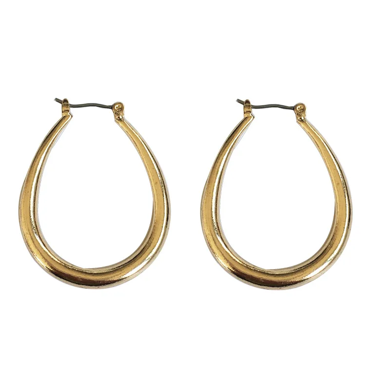 

CH-801 European and American trendy insU-shaped temperament earrings fashion personality cold style earrings women