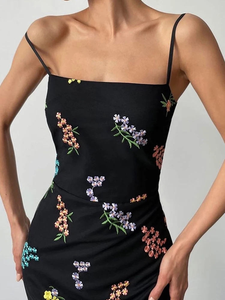 

Женское длинное платье в стиле ретро, привлекательное Сетчатое платье на бретелях-спагетти с цветочной вышивкой, сарафан в стиле бохо, одеж...