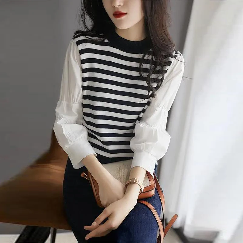 Fall 2021 new stitch stitching striped knitted pullover blouse women's design sense niche sweater  long sleeve top women