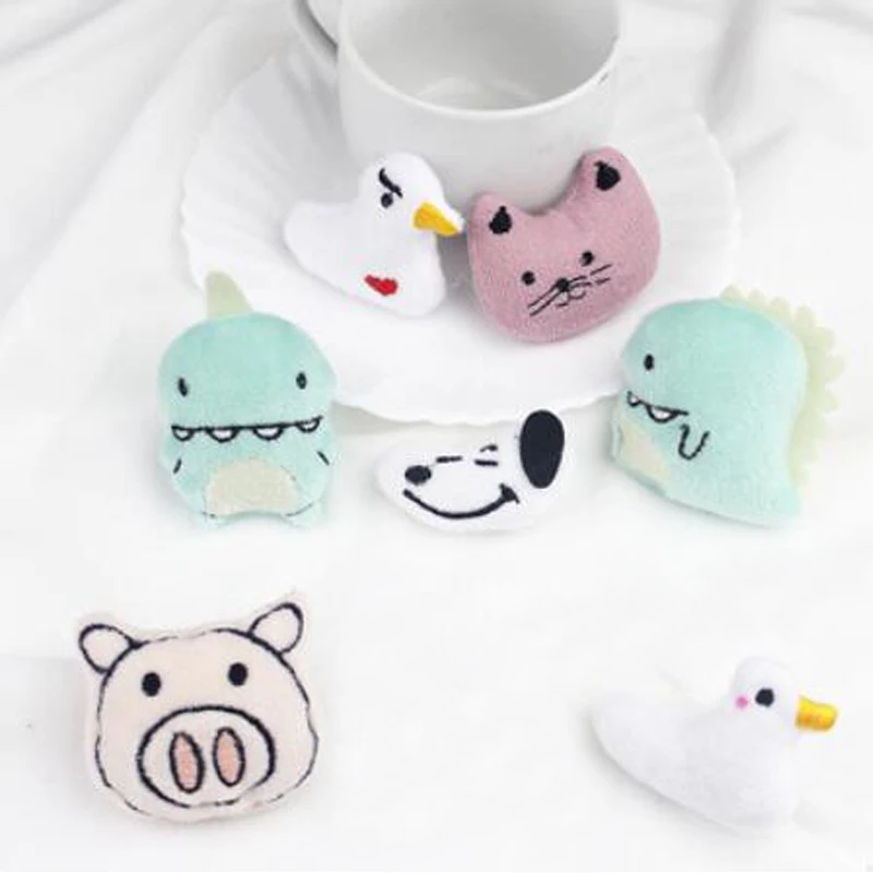 

10 шт./лот Мультяшные плюшевые нашивки для кукол милые динозавры/свинья/кошка/собака мягкие аппликации «сделай сам» головные уборы аксессуа...