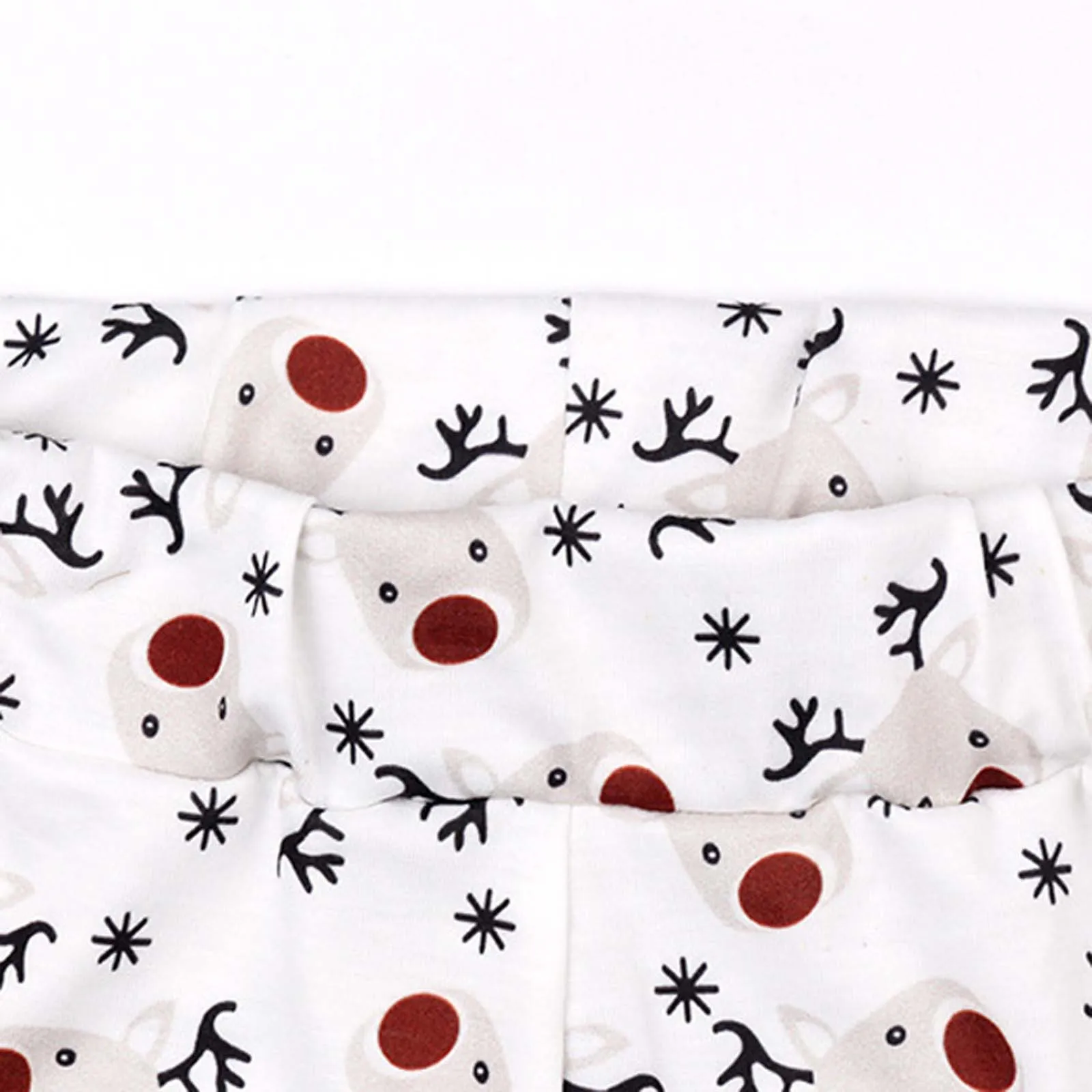 

2021 Women's Christmas Printed Casual Long Sleeve Shorts Christmas Set Top Shorts Fashion Atmosphere Round Neck Simple Short