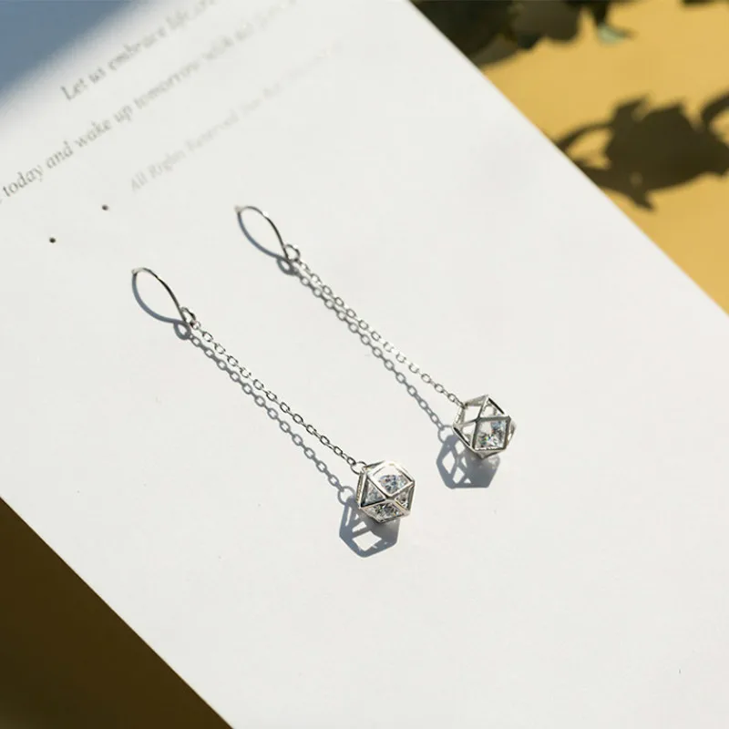 Женские серьги-подвески в виде кубика циркония серебристый цвет ААА S925