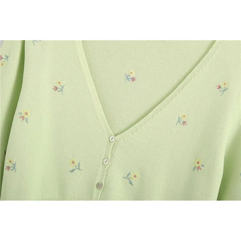 2020 Women Sweet Fashion Floral Embroidery Cardigan Vintage Long Sleeve Single Breasted Sweaters Girls Chic Jumpers |
