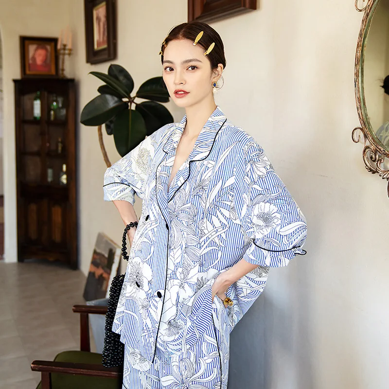 Maison Gabrielle 2021 New Summer Pinstriped Floral Printed Pajamas Set Silk Satin 2 Pieces Loungewear Sleepwear for Women Short