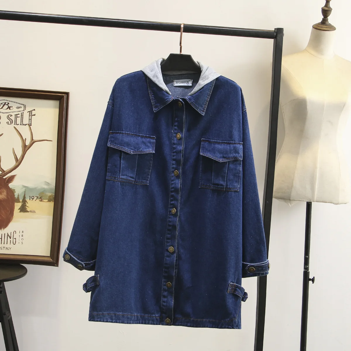 Женская одежда большого размера Свободное длинное джинсовое пальто с капюшоном