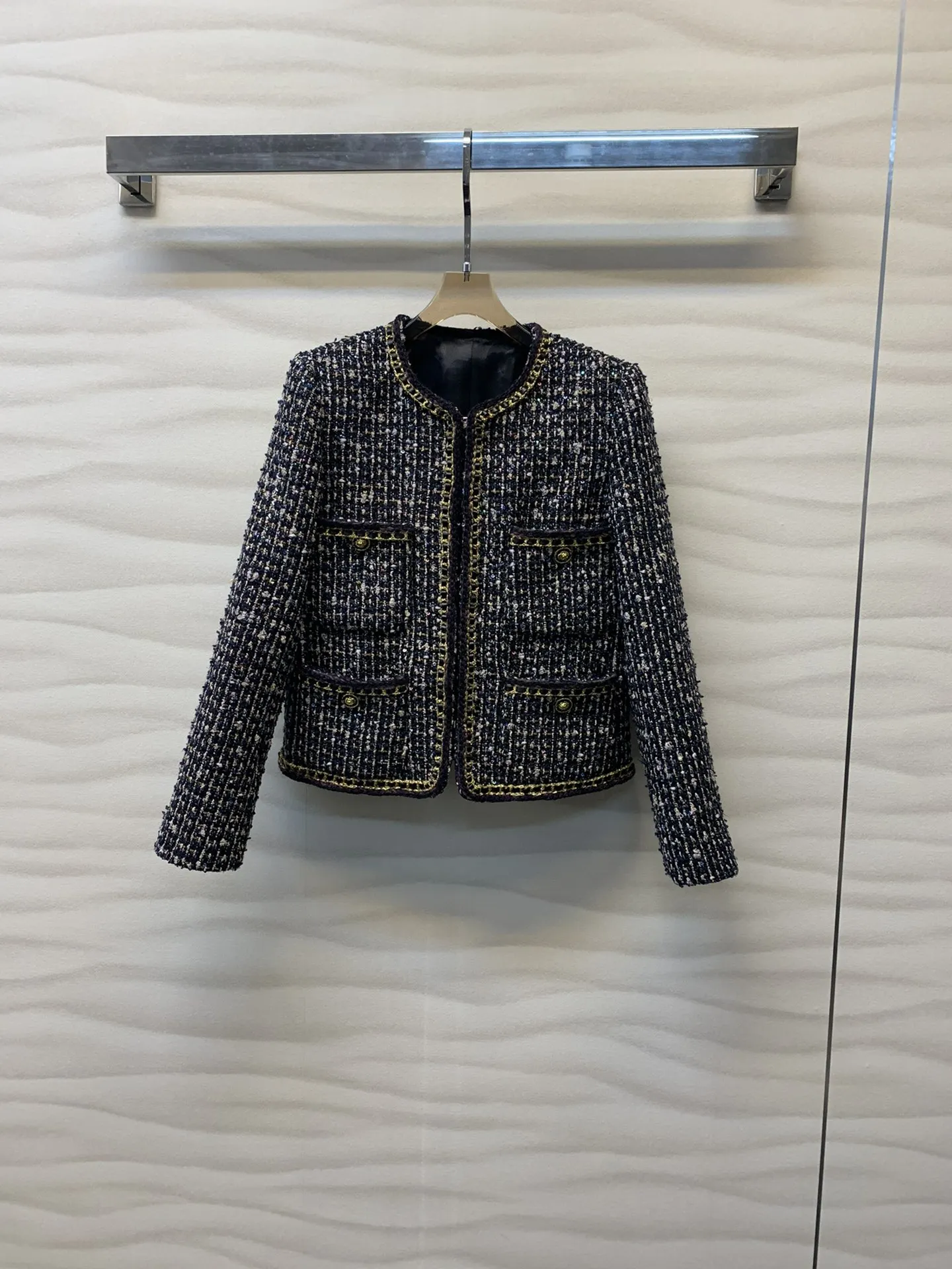 

2021 new women high-quality long-sleeved round neck four-pocket tweed jacket 0813