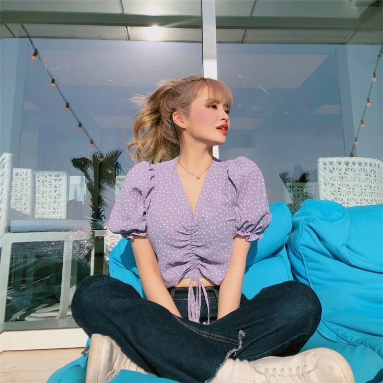 Летняя новая Корейская ulzzang модная короткая футболка на завязках с v-образным вырезом Женская милая простая повседневная футболка ins