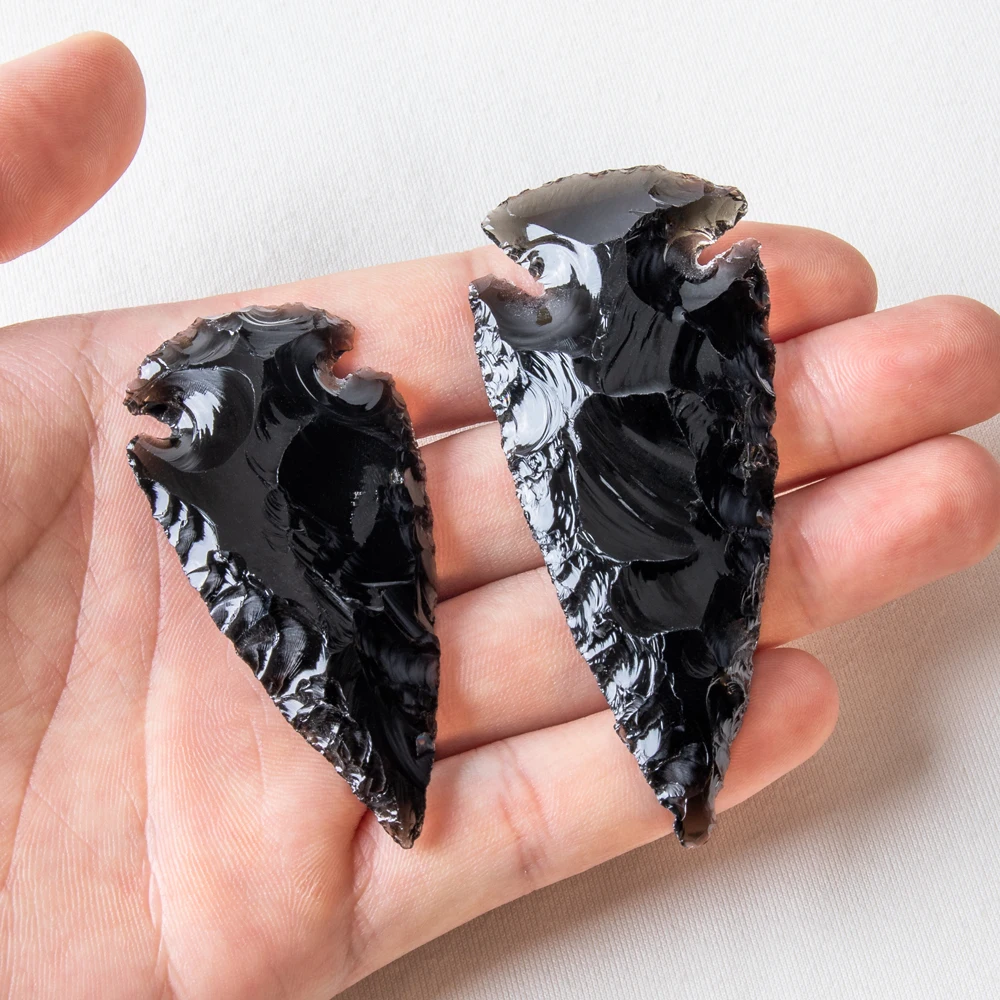 Ожерелье с кулоном из натурального сырого Обсидианового камня и кристаллов