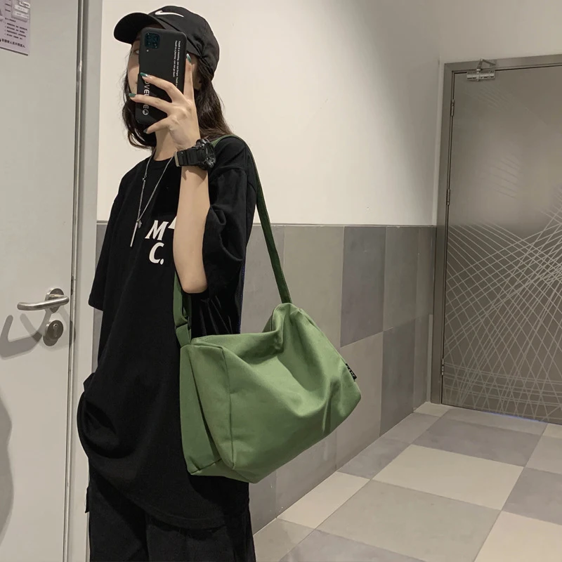 

Korean Style Cloth Bag Female Messenger Bag Ins Student Class Bag Japanese Large-capacity All-match Shoulder Bag Lazy Canvas Bag