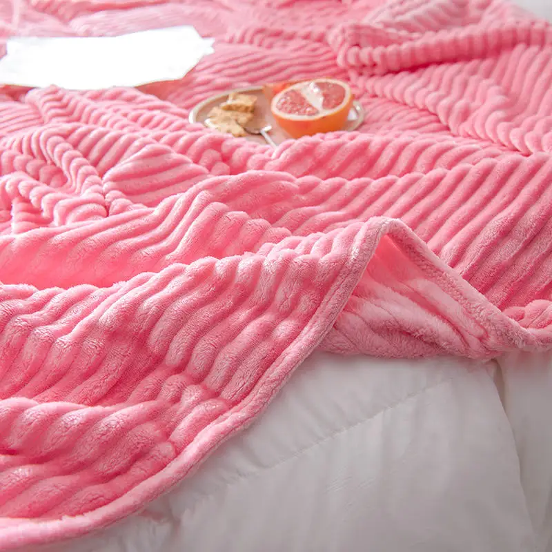 Однотонное фланелевое одеяло покрывало для дивана толстое теплое постельное