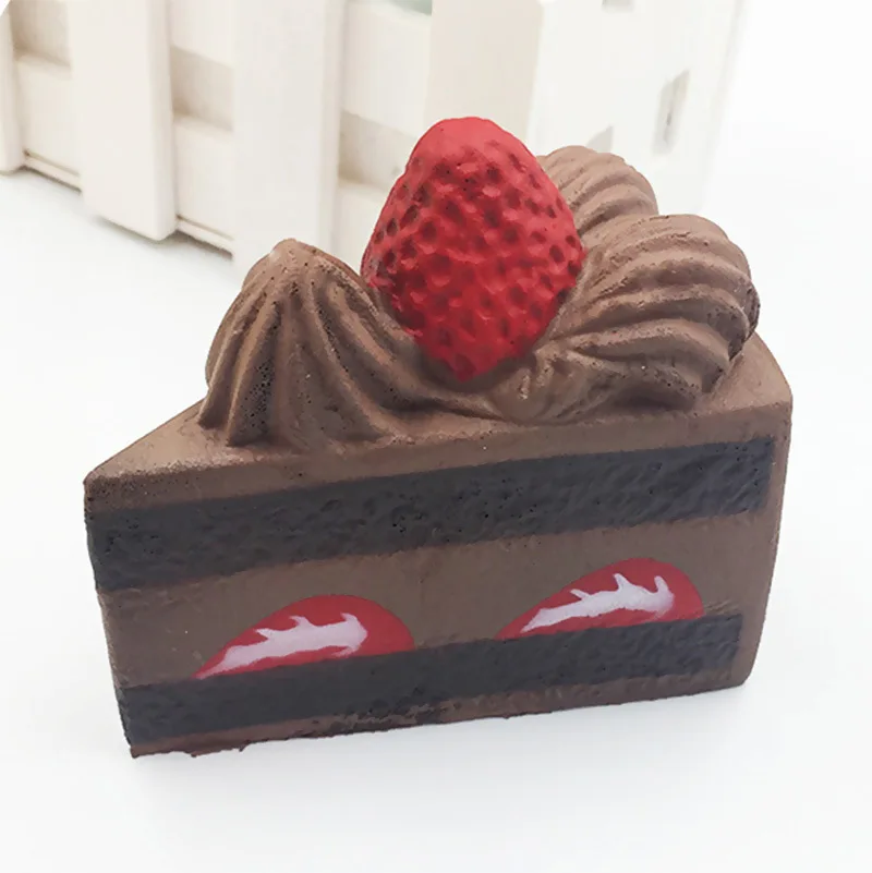 

New Squishy slow rebound triangle small cake strawberry bread slow rebound cake mobile phone pendant cake slow rebound Report