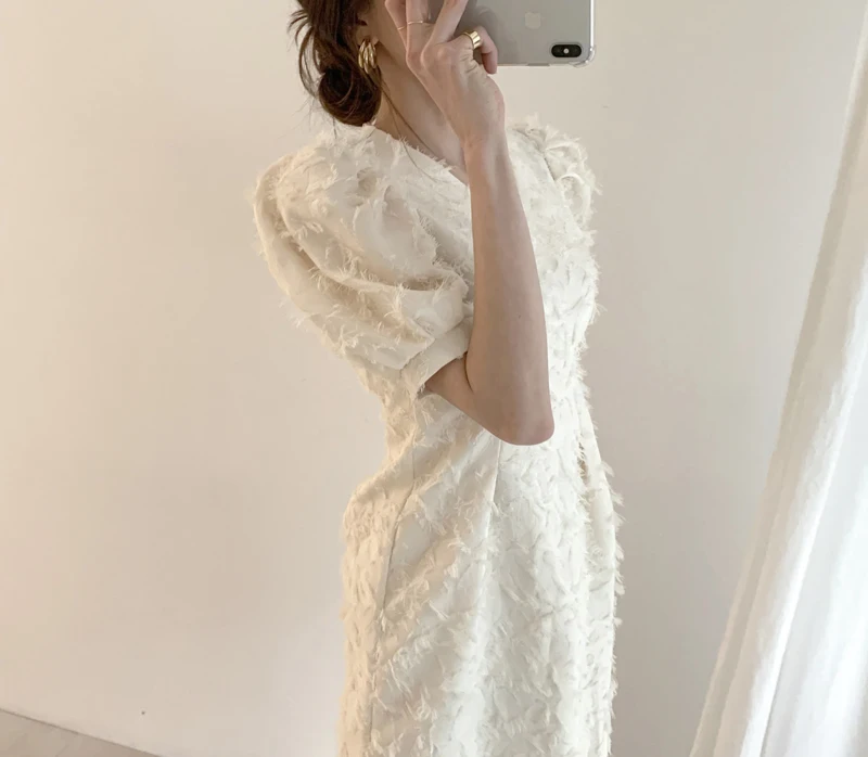 

Women Dress 2021 New South Korea Elegant V-neck Heavy Industry Feather Tassel Loose Foam Sleeve Dress Short Dresses Women