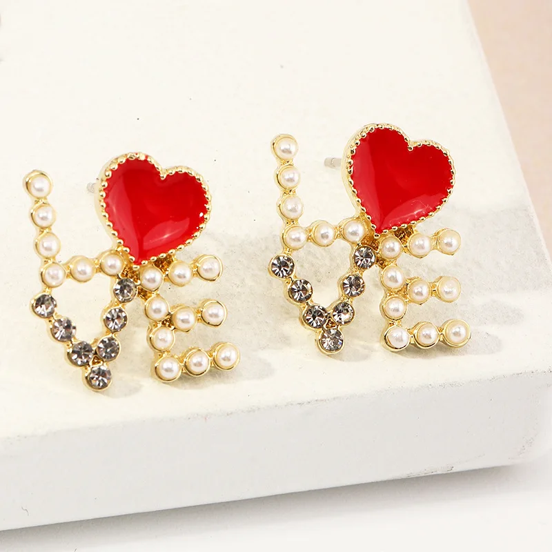 

2021 Luxury Lovely Watch Star Moon Stud Earrings for Women New Fashion Round Pearl Earring Party Jewelry Accessories Girl Gifts