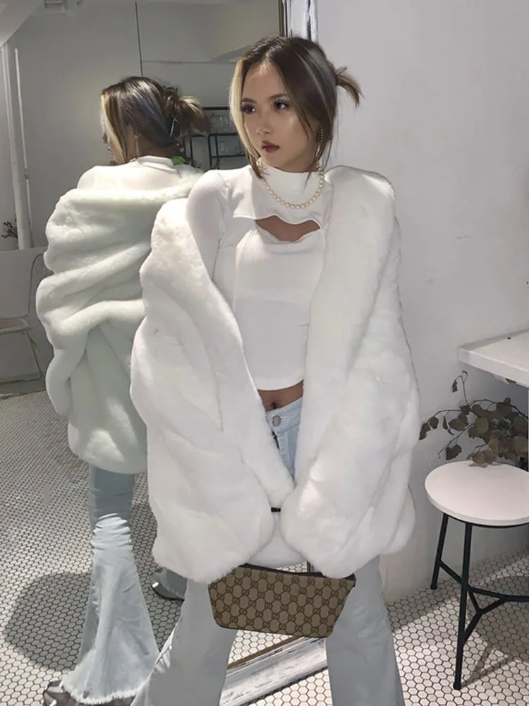 Especially Female Faux Fur Coat Jacket 2021 Fluffy Cool Street Outerwear Luxury Winter Warm Fashion Brand Women Elegant Thick