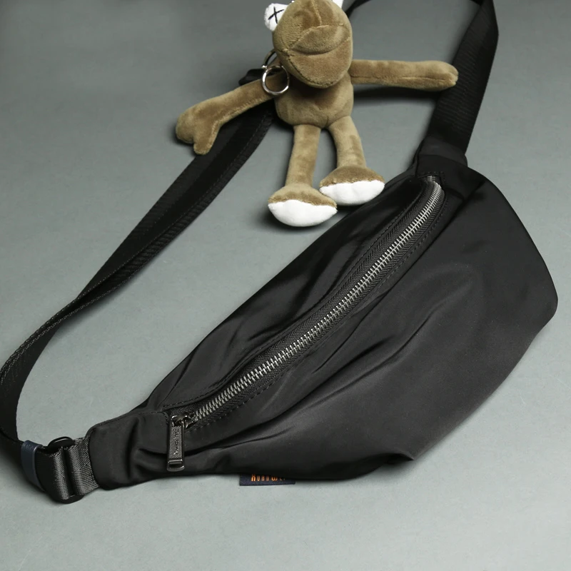 

Luxury women's bag 20 new men's and women's messenger bag Waist Bag Canvas leisure fashion travel bag