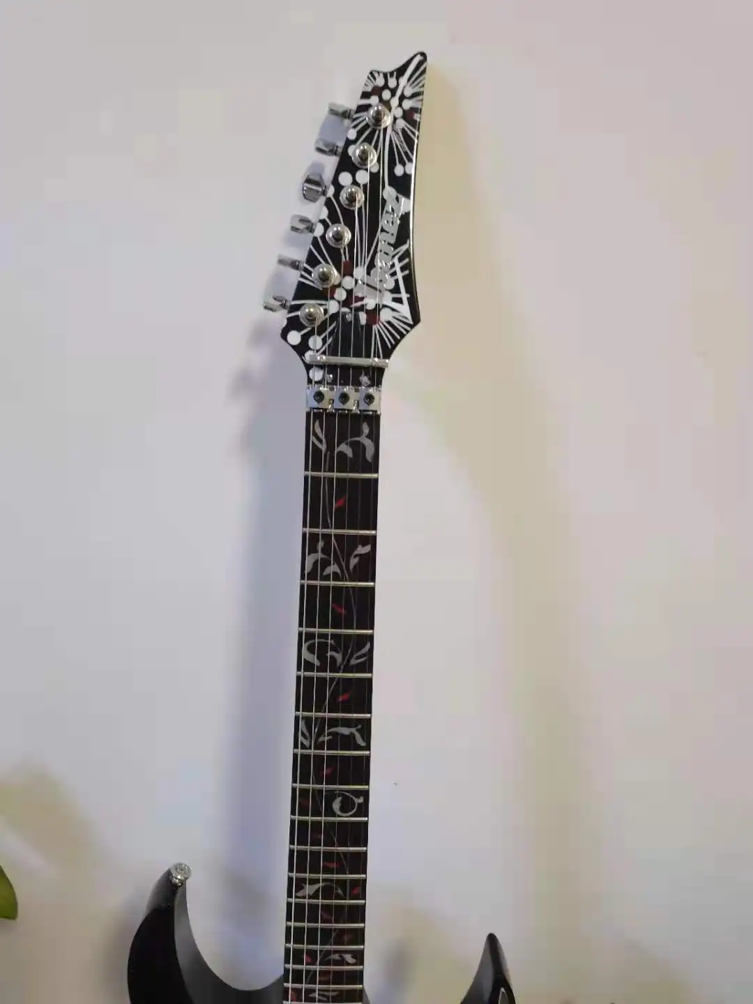 Бесплатная транспортировка портативный 6-ой электрогитара стиль Цветочная