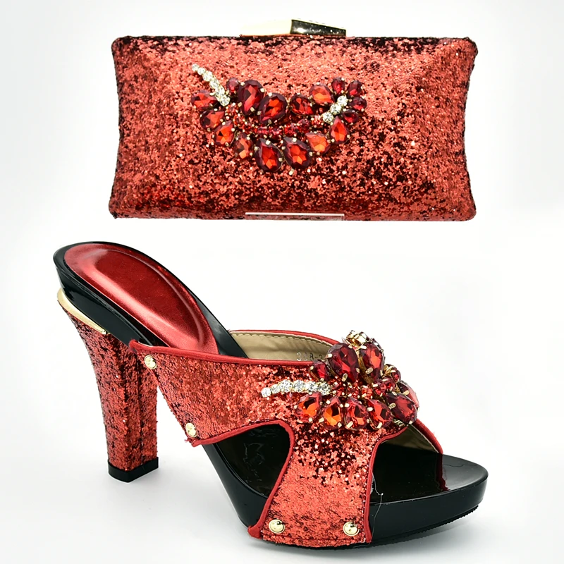 Новое поступление комплект из итальянской обуви и сумочки для вечеринки в