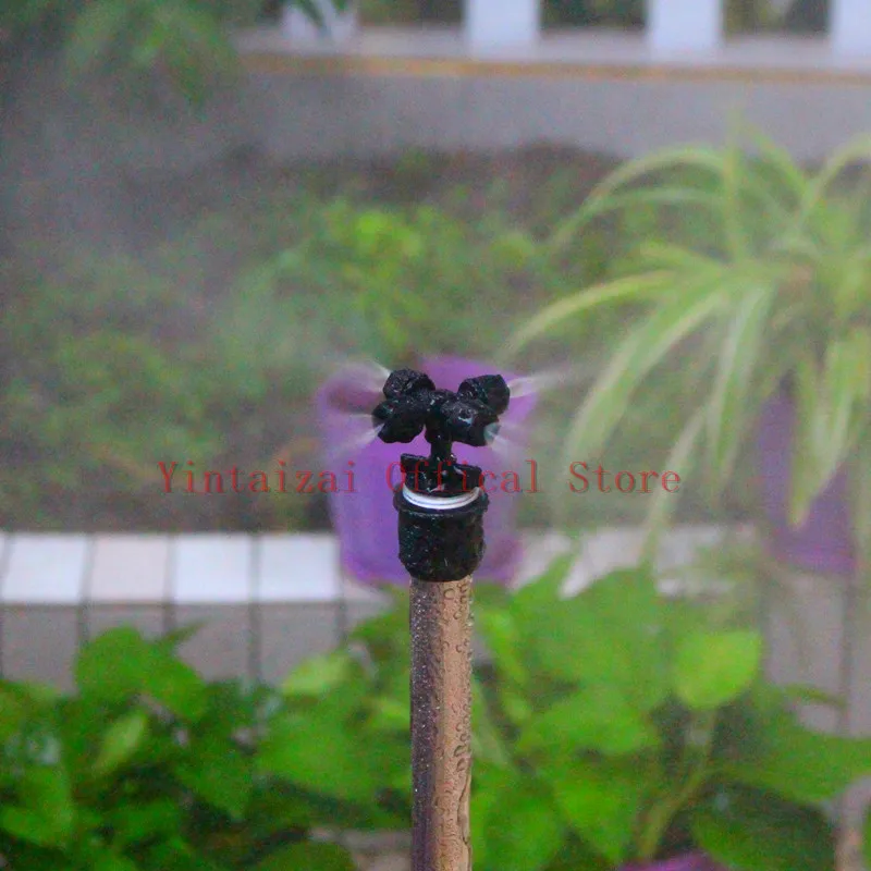 Разбрызгиватель для газона черный крестообразный распылитель с винтом 1/2 дюйма 50