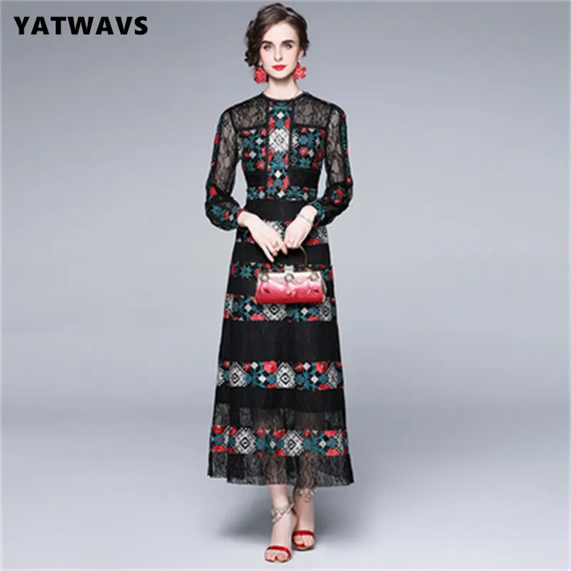 Runway Spring Hepburn Party Lace Dresses For Women O-Neck Hollow Out Lace Flower Embroidery Long Sleeve Bodycon Vintage Dress