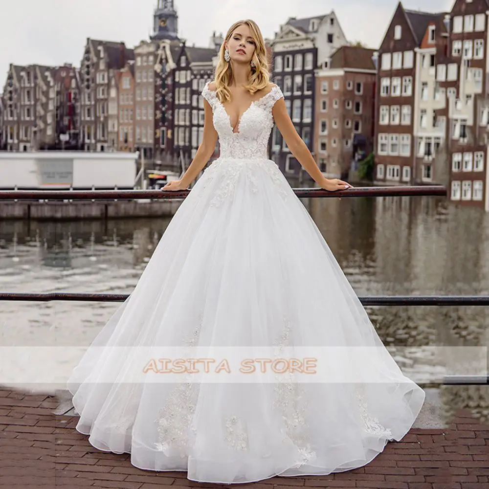 

Elegant Wedding Dresses 2021 A Line V Neck Lace Appliques Off the Shoulder Court Train Bridal Gowns Custom Vestido De Novia