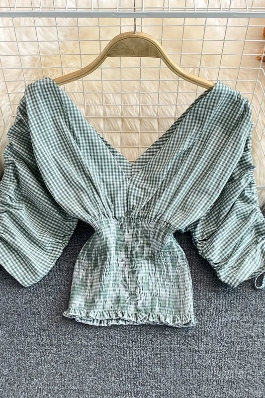 

Summer 2021 New Korean V-neck Lattice Shirt Fashion Short Sleeve Age Reduce Backless Waist Close Thin Short Shirt Top