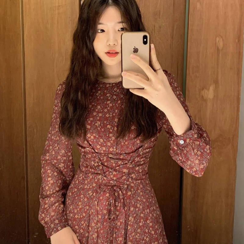 Женское винтажное платье на завязках вечерние ничное миди с цветочным принтом и