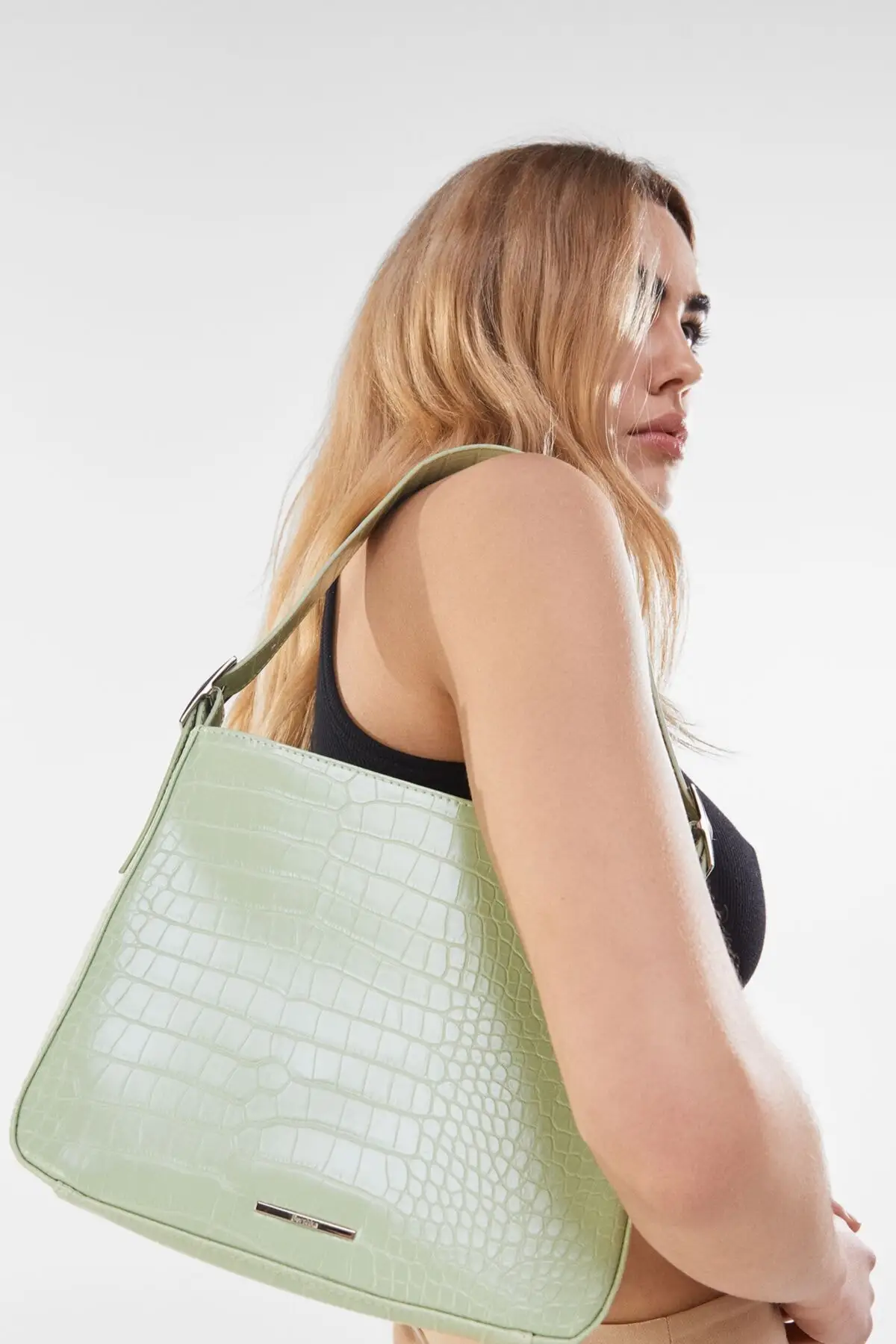 

Women's Green Crocodile Pattern Handbag 03466668